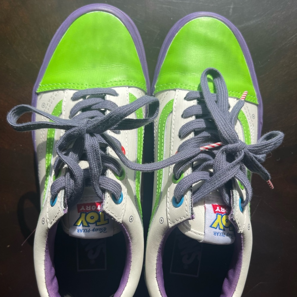 Disney Toy Story vans men’s 5.5/women’s 7